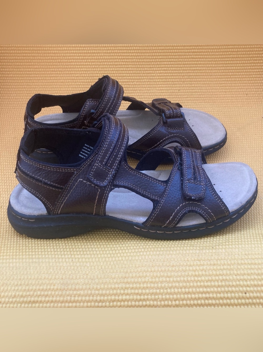 Bass Leather Temecula sandals Brown Mens sze 12 m